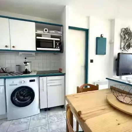 View With Pool Apartment