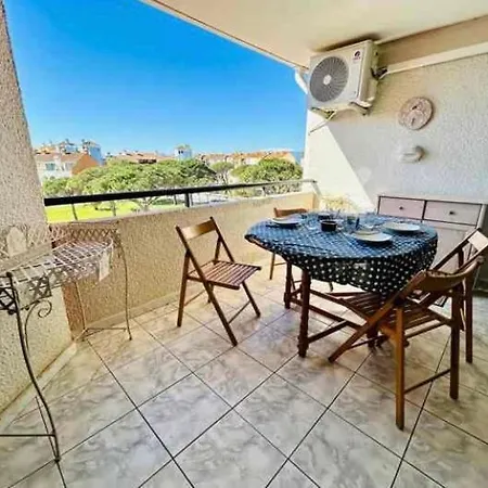 View With Pool Apartment